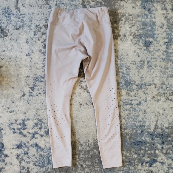 Athleta Contender Aero 7/8 Tights Size Small - Picture 8 of 10